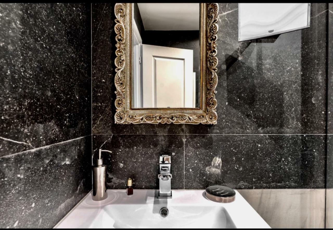 La Croisette - Superbe Studio Au Mythique Palais Miramar Cannes Exterior foto